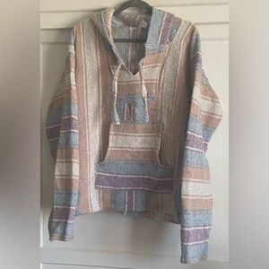 Artesanías Mickey Mexican Baja Pastel Hoodie. Pre-Owned.